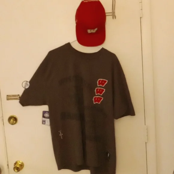 New Cactus Jack/Travis ScottUW Madison and mitchell and ness colab